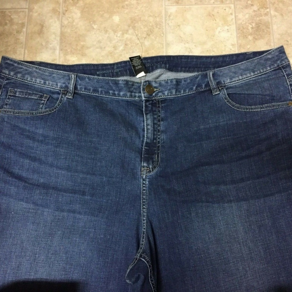 Lane Bryant Women’s Plus Regular 28 Genius Fit